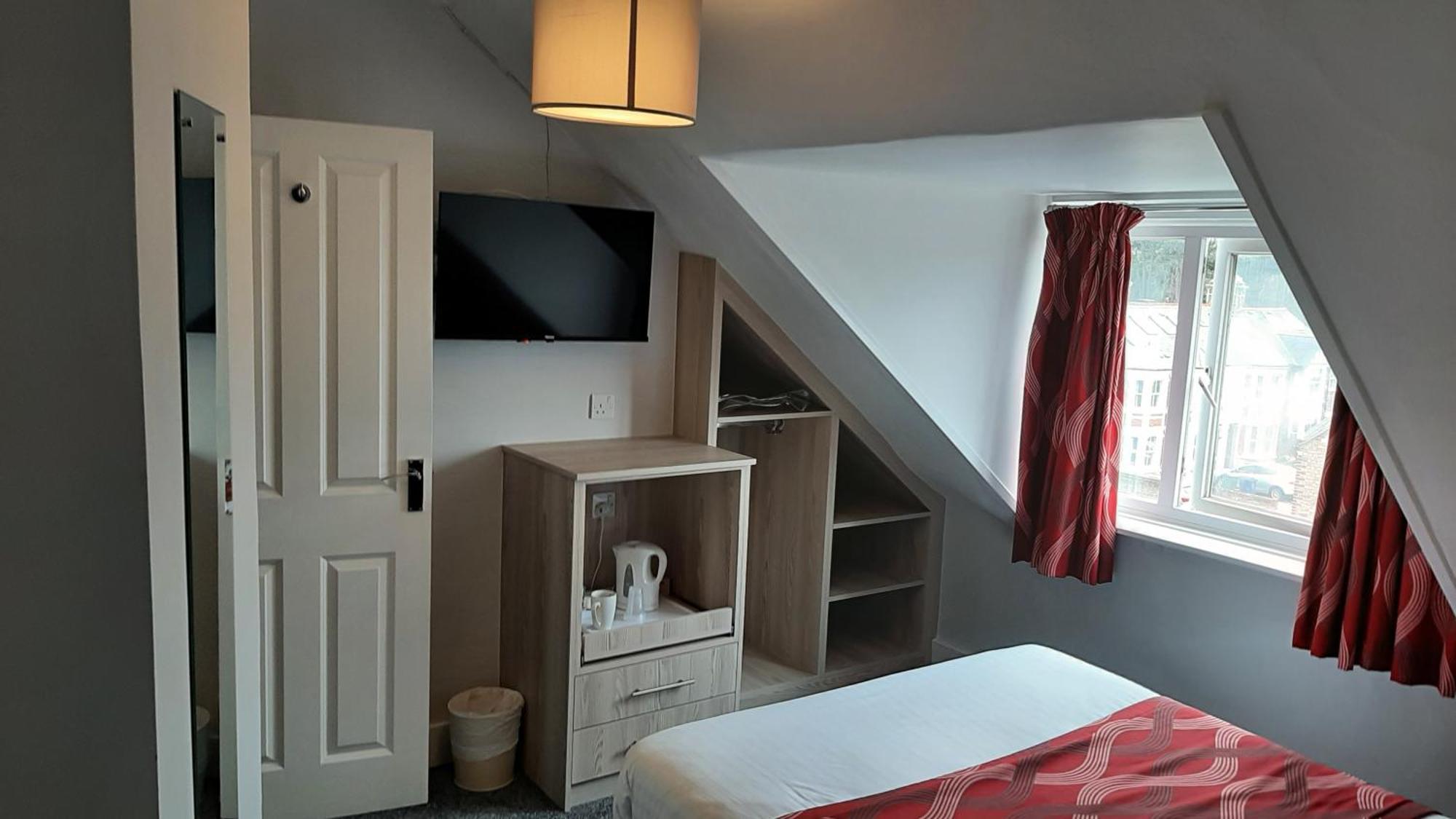 The Sportsview Guest House Оксфорд Экстерьер фото